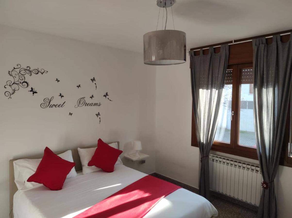 Red Tower Venice Apartment - 2 Mins From Vce Airport- Free Wifi Tessera Extérieur photo